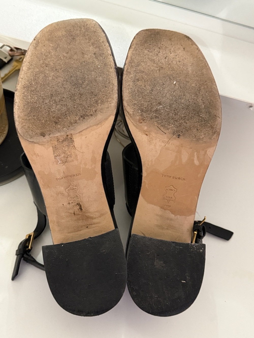 Tory Burch Black Leather Gold-Logo Flat Sandals - Picture 5 of 5
